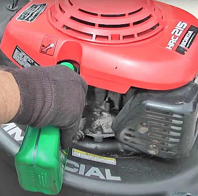 Can I Use 10w40 Oil In My Lawn Mower
