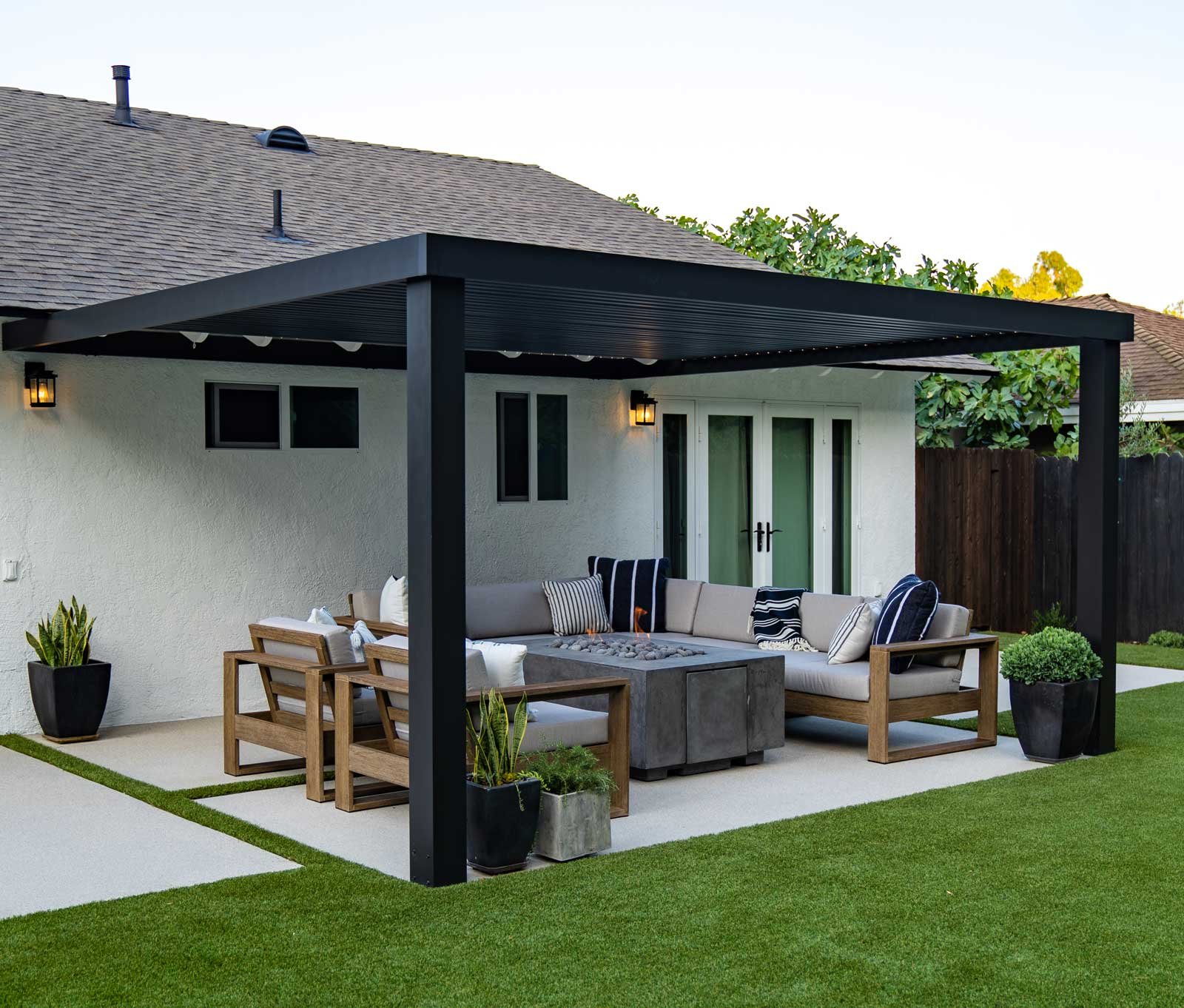 2022 WarmSeason Outdoor Living Trends The New American Yard Yardzen