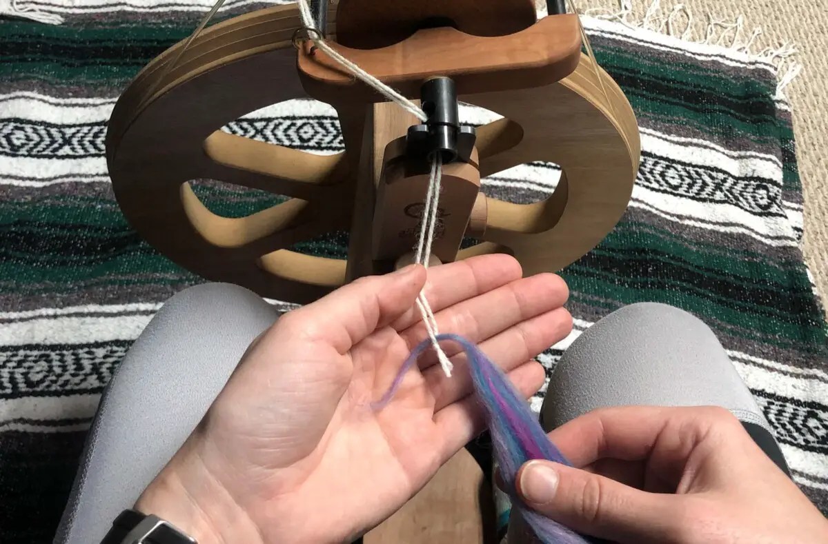 How to Use a Spinning Wheel (5 Simple Steps to Make Yarn) Yarnhustler