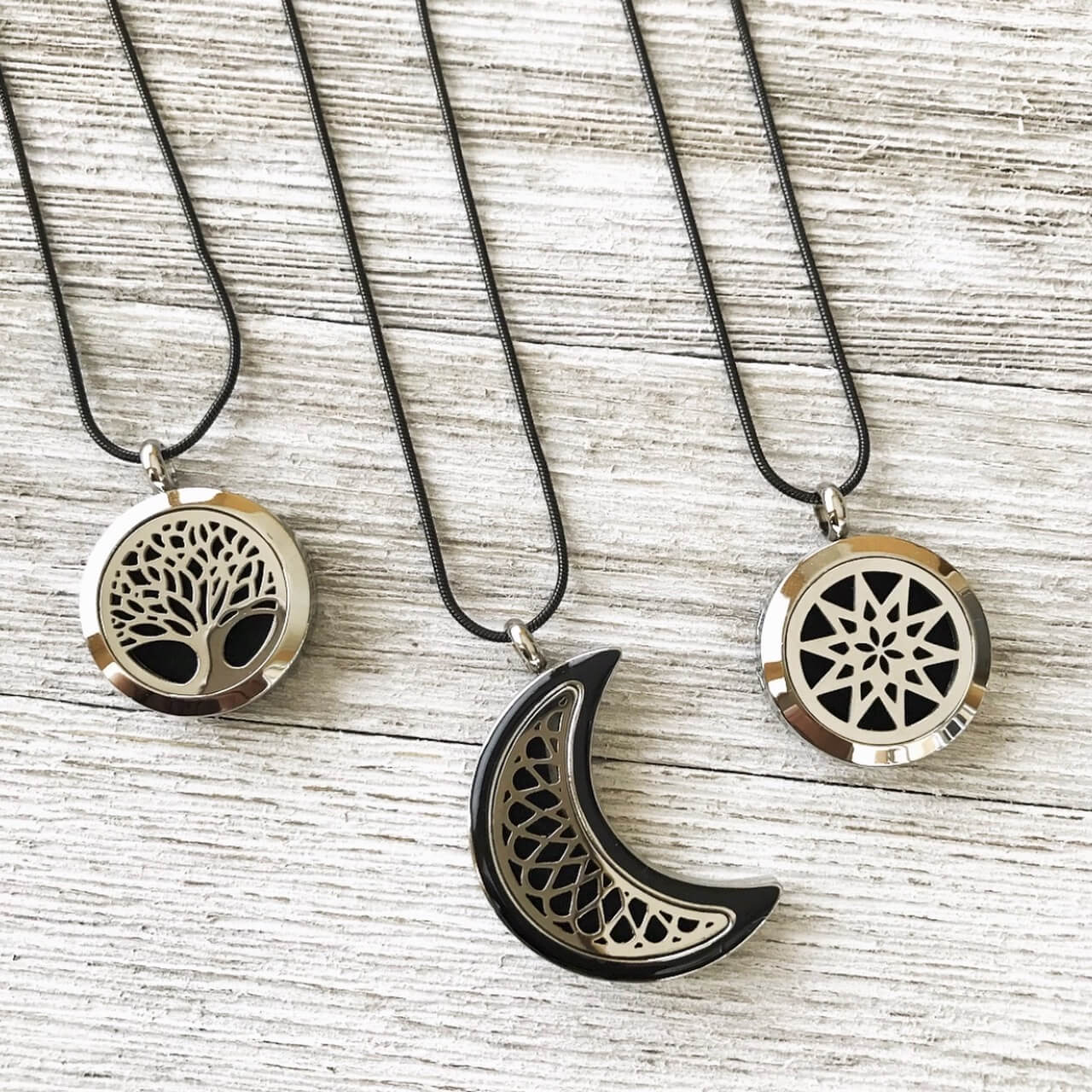 Aromatherapy Locket Yatzuri