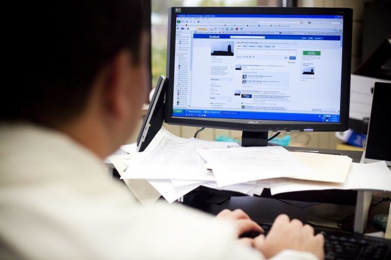 How to Monitor Employee Usage Properly?