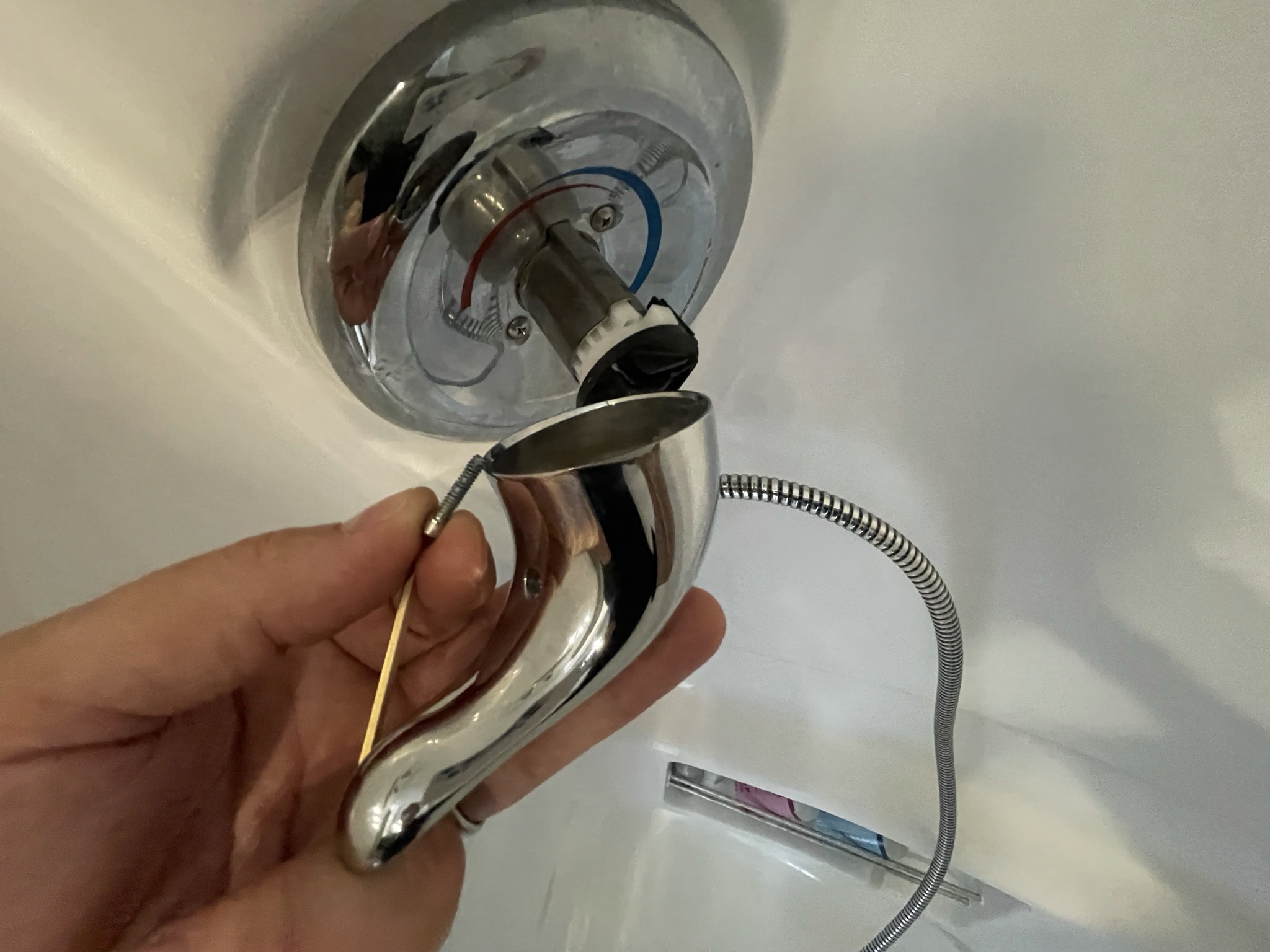 MOEN RV (Airstream) Shower Faucet Cartridge Replacement YAWESOME