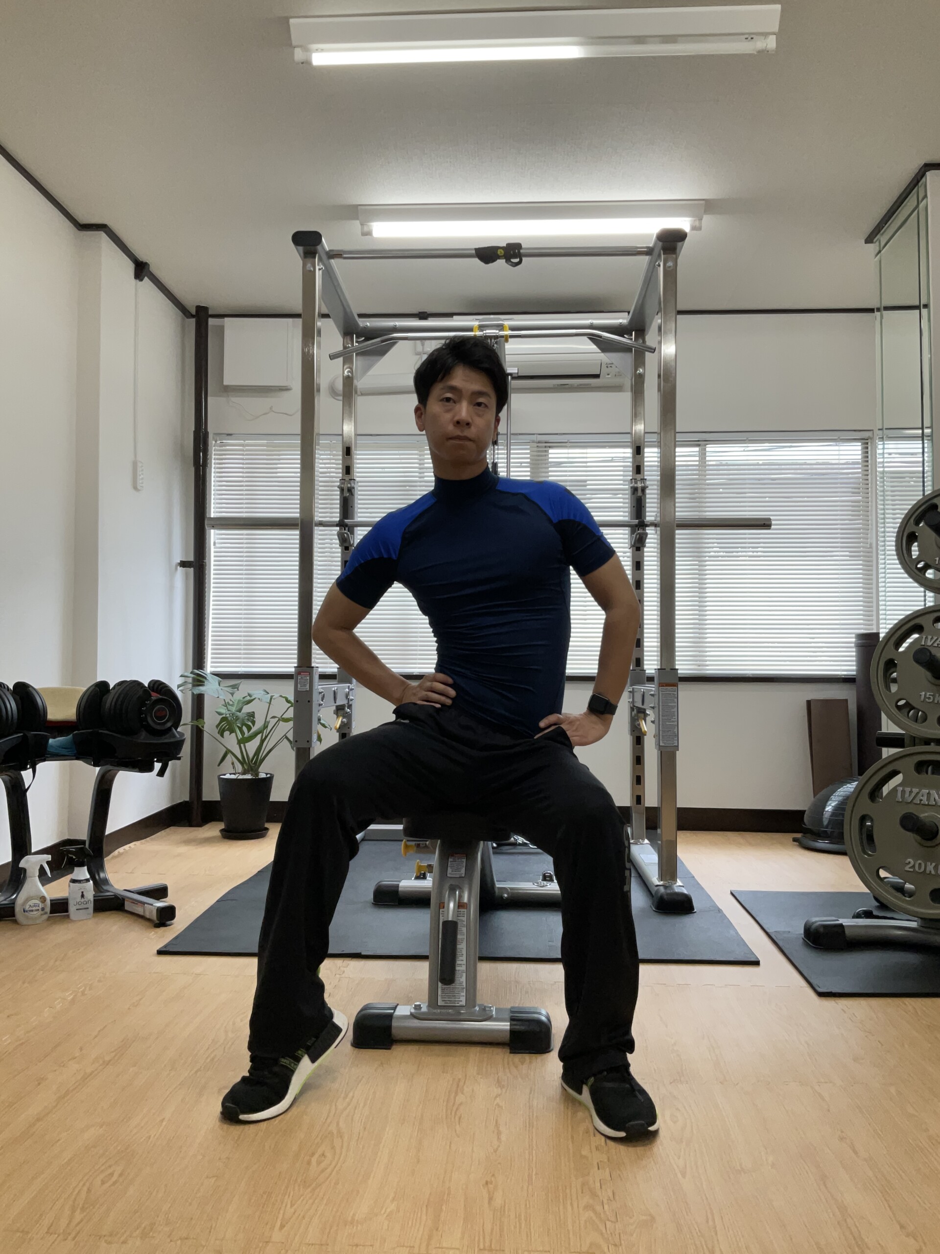 コアストレッチで身体を楽にする！！背骨周りの筋肉をほぐそう！！ パーソナルトレーンングジム