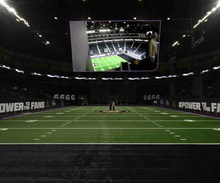 FAN CONTROLLED FOOTBALL YBVR°