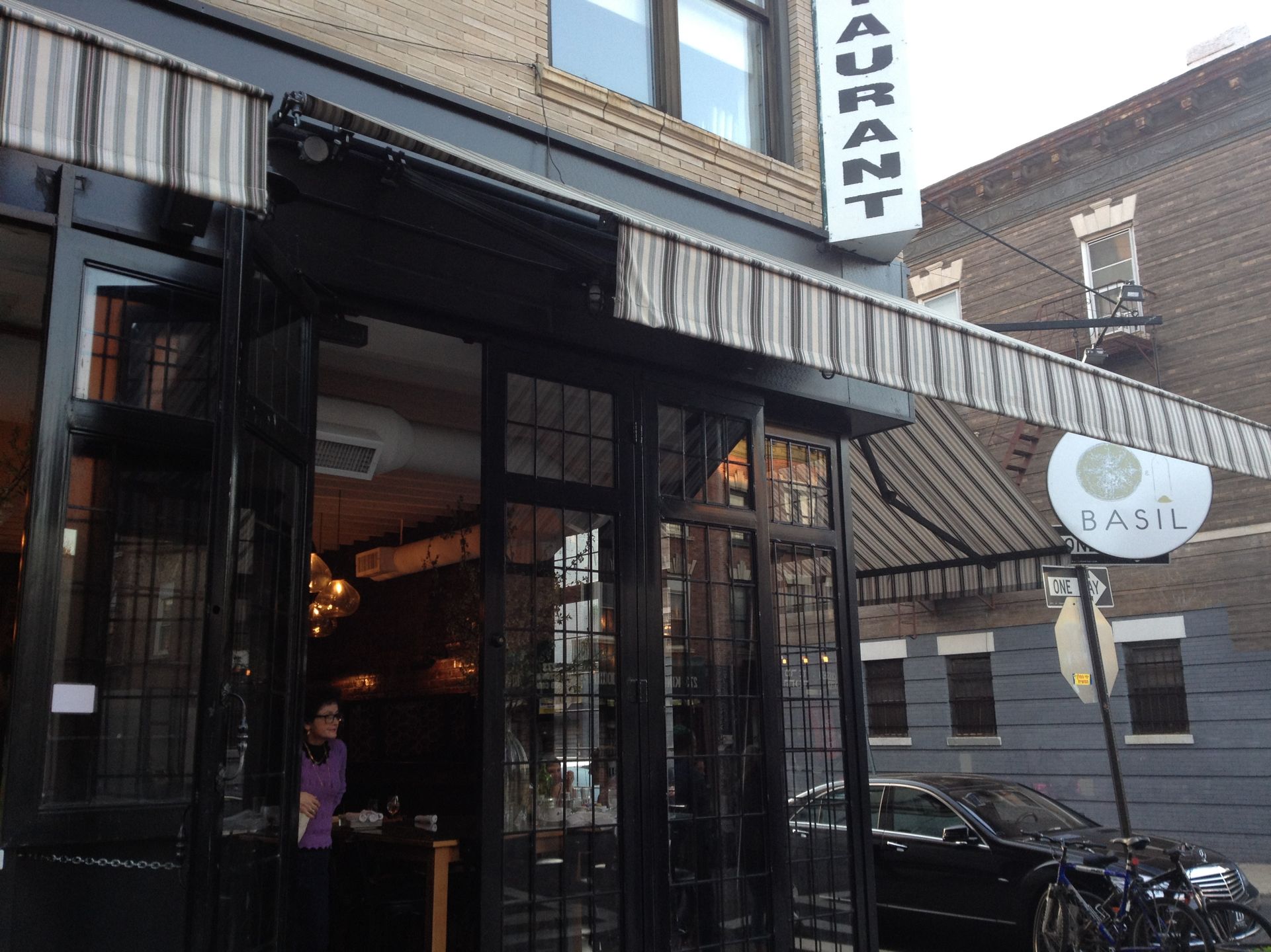 Review of “Basil” in Crown Heights, Brooklyn, NY YeahThatsKosher