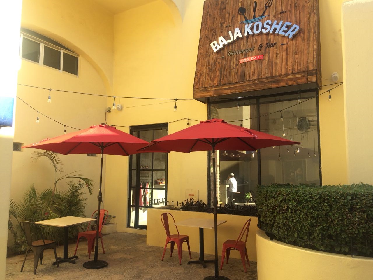 BREAKING First Kosher Restaurant Opens in Cabo San Lucas, Mexico Baja