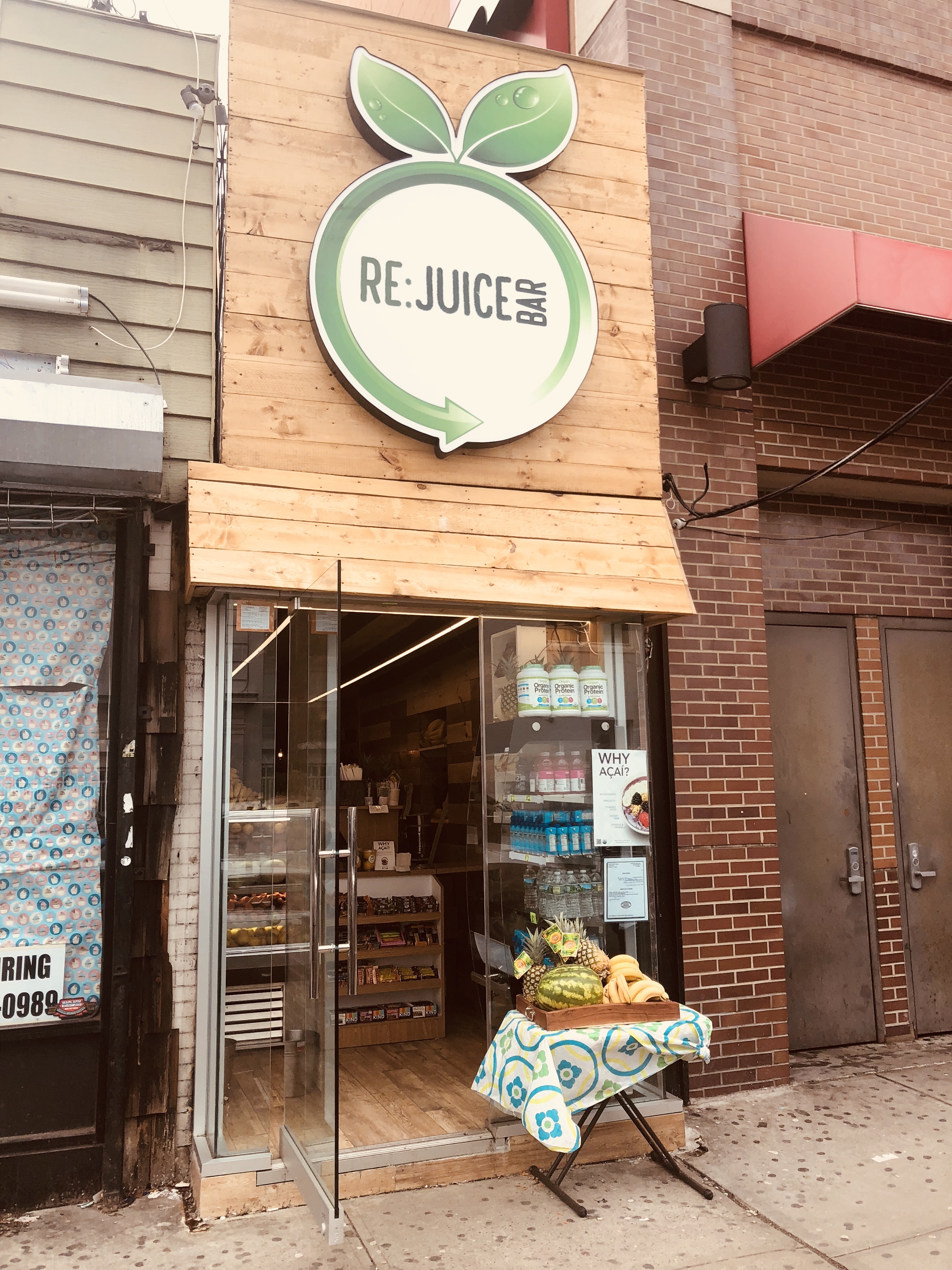 ReJuicebar Bring Healthy Kosher Smoothies & Açai Bowls to Flatbush