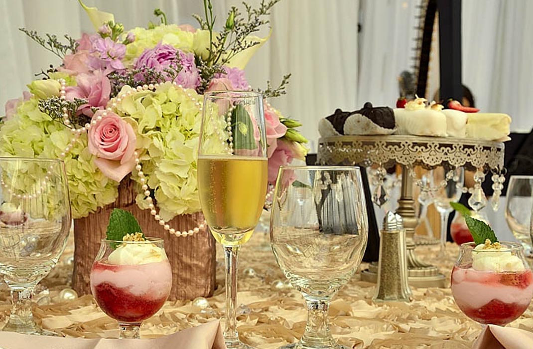 On Trend "Purses and Pearls" with Ontario Mills Mall Yellow Brick Runway