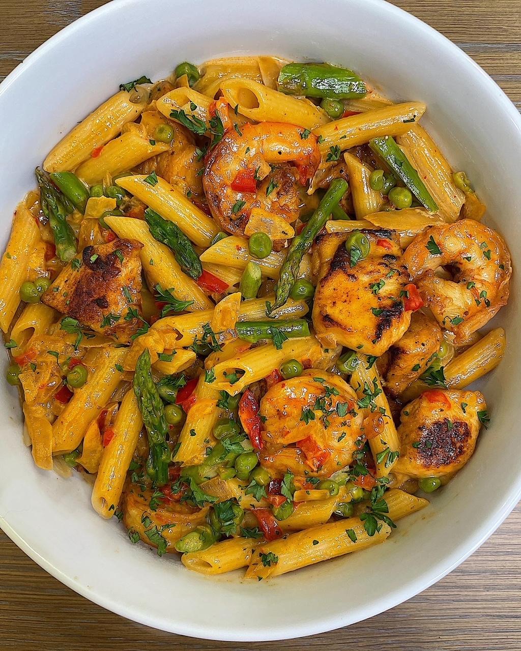 Chipotle Chicken & Shrimp Pasta Yel's Kitchen