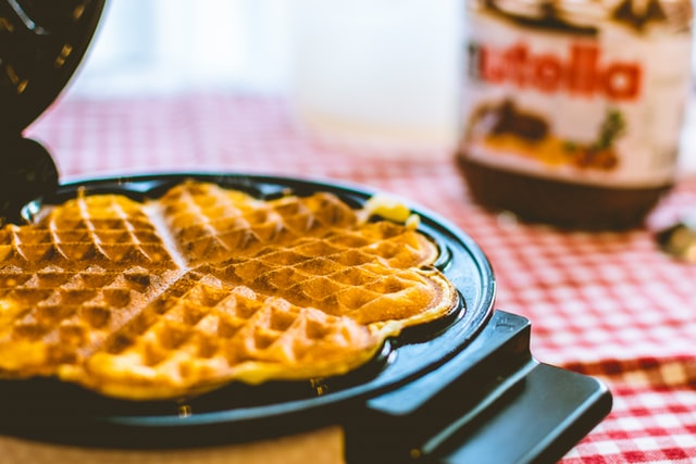How to Clean Dash Mini Waffle Maker - Yes We Advice