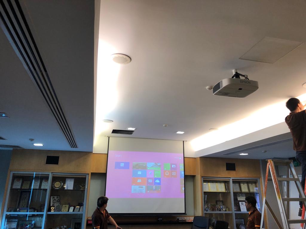 Projector Screen Installation Singapore Yi Leng Service