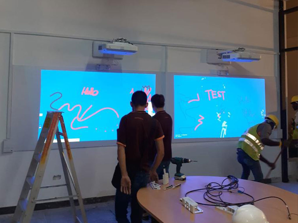 Projector Screen Installation Singapore Yi Leng Service