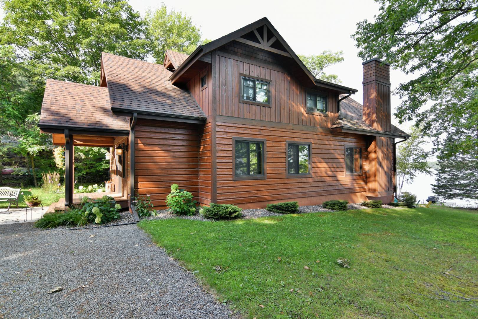 New Round Lake Home Yoder Building Company