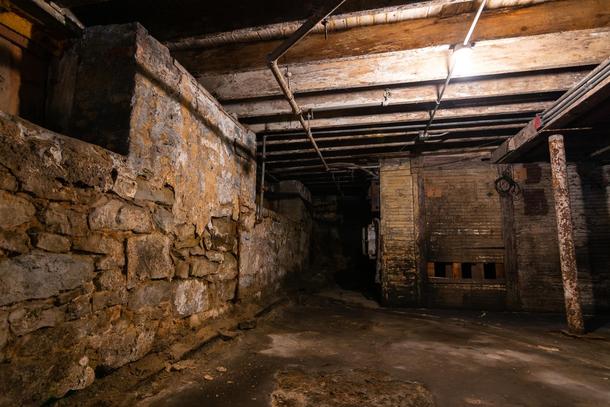 5 Reasons to Waterproof Your Basement Before Winter