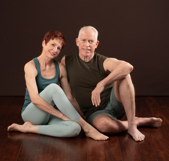 Best At Home & Live Yoga Classes In Las Vegas Yoga Holmes