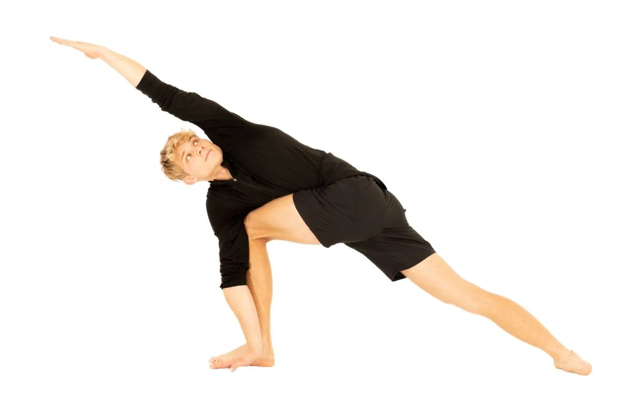 Revolved Side Angle Pose (Parivrtta Parsvakonasana)