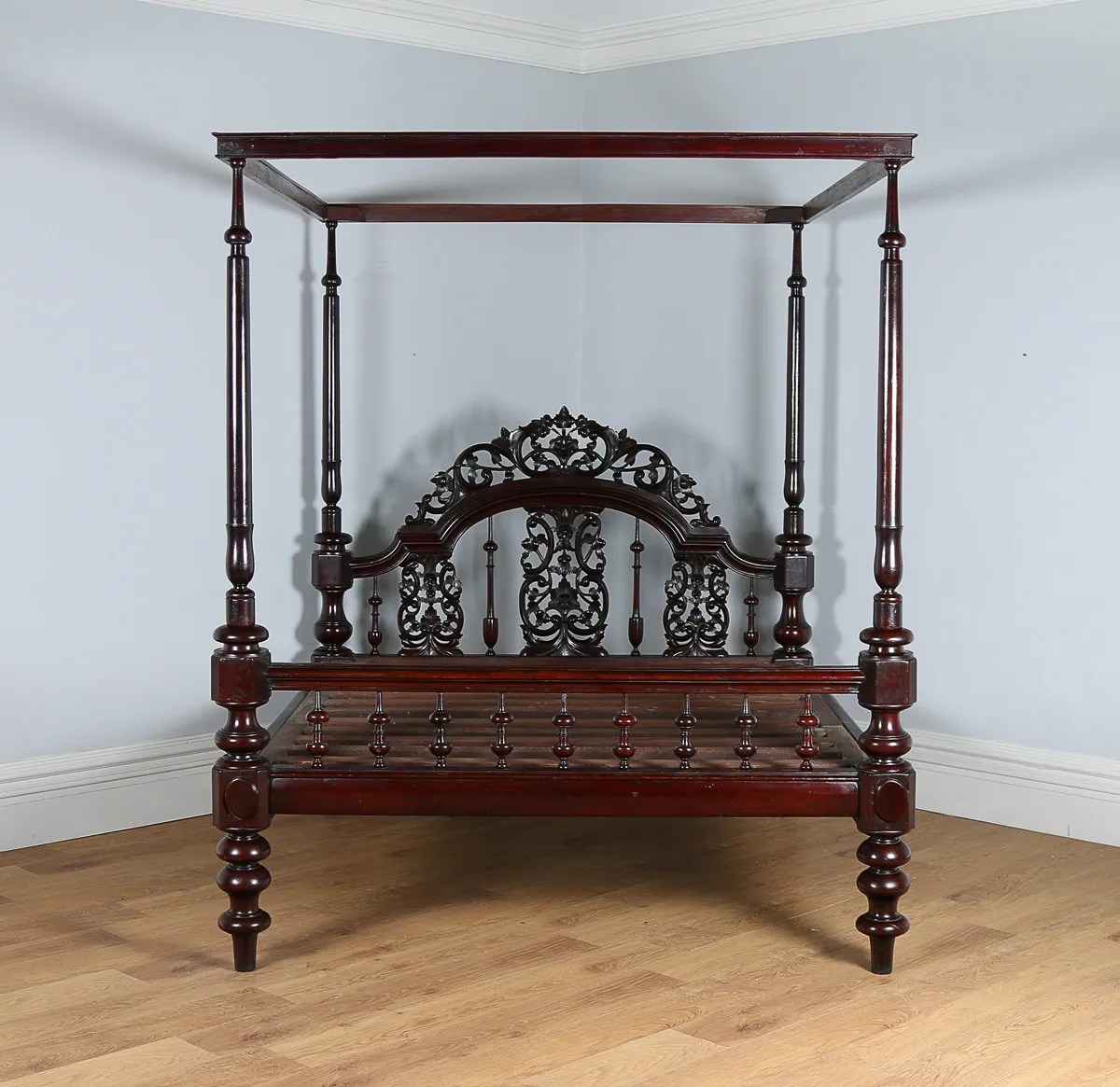 Antique 5ft 8” Victorian Colonial Raj Four Poster Bed (Circa 1880