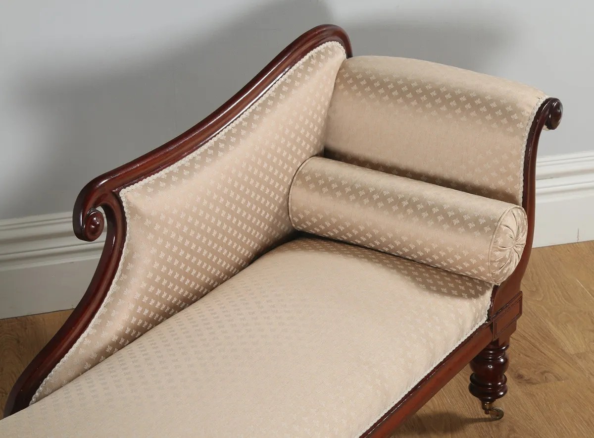 Antique English Regency Mahogany Upholstered Chaise Longue (Circa 1830