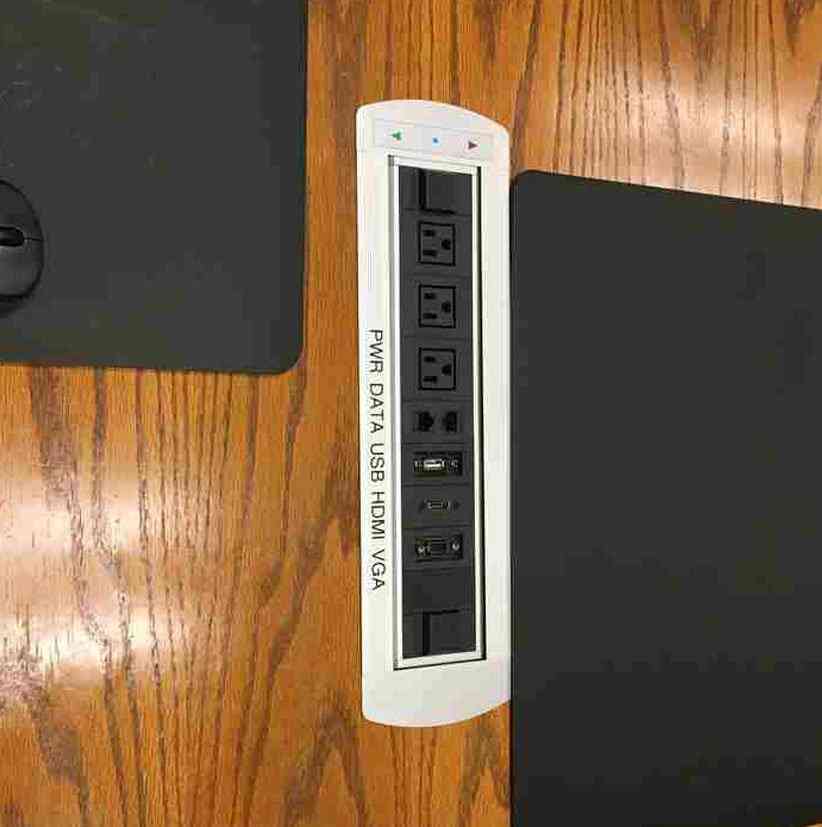 Buy Now Power Outlet in Mexico Manual rotation 1
