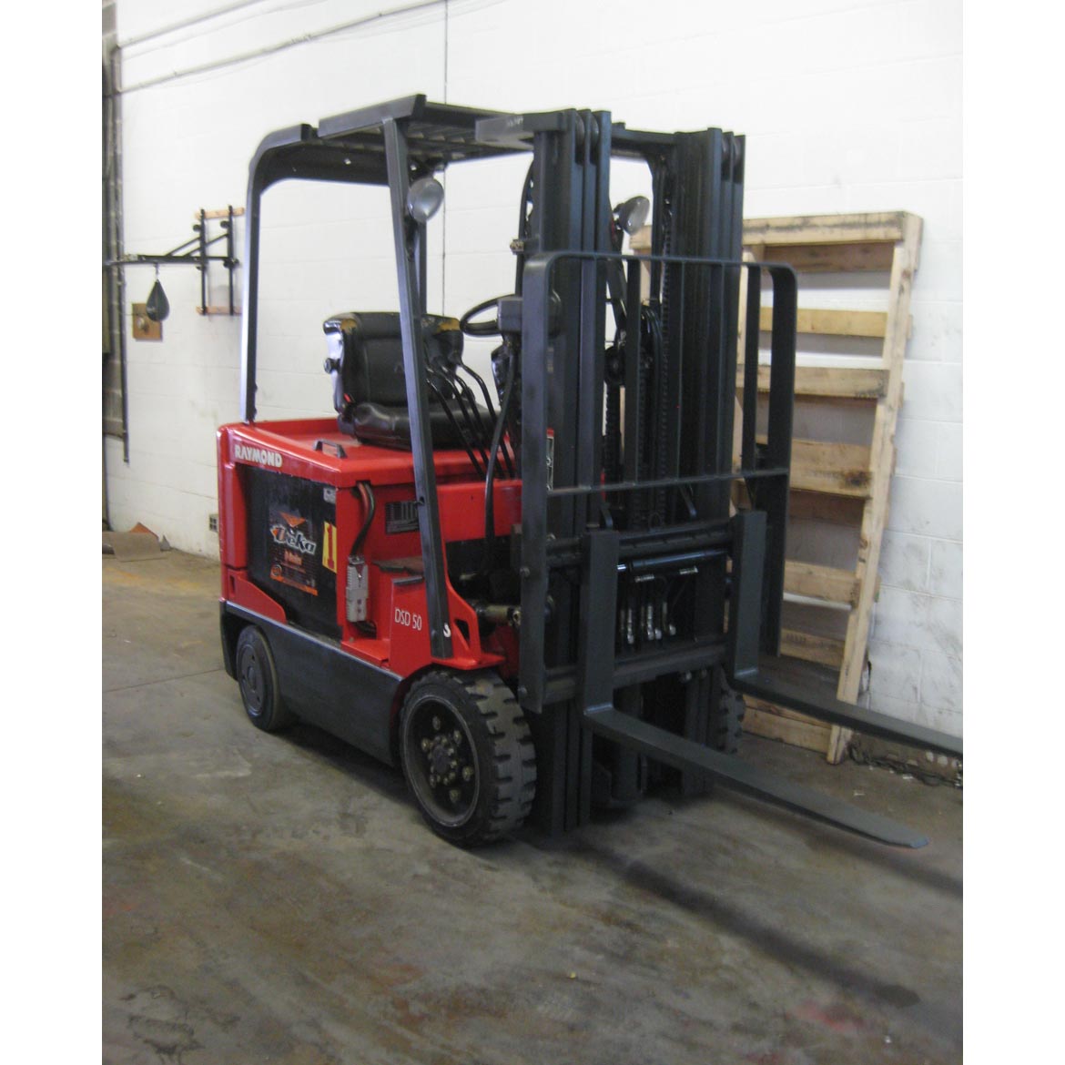 York Forklifts St. Louis Electric Material Handling buys and sells used