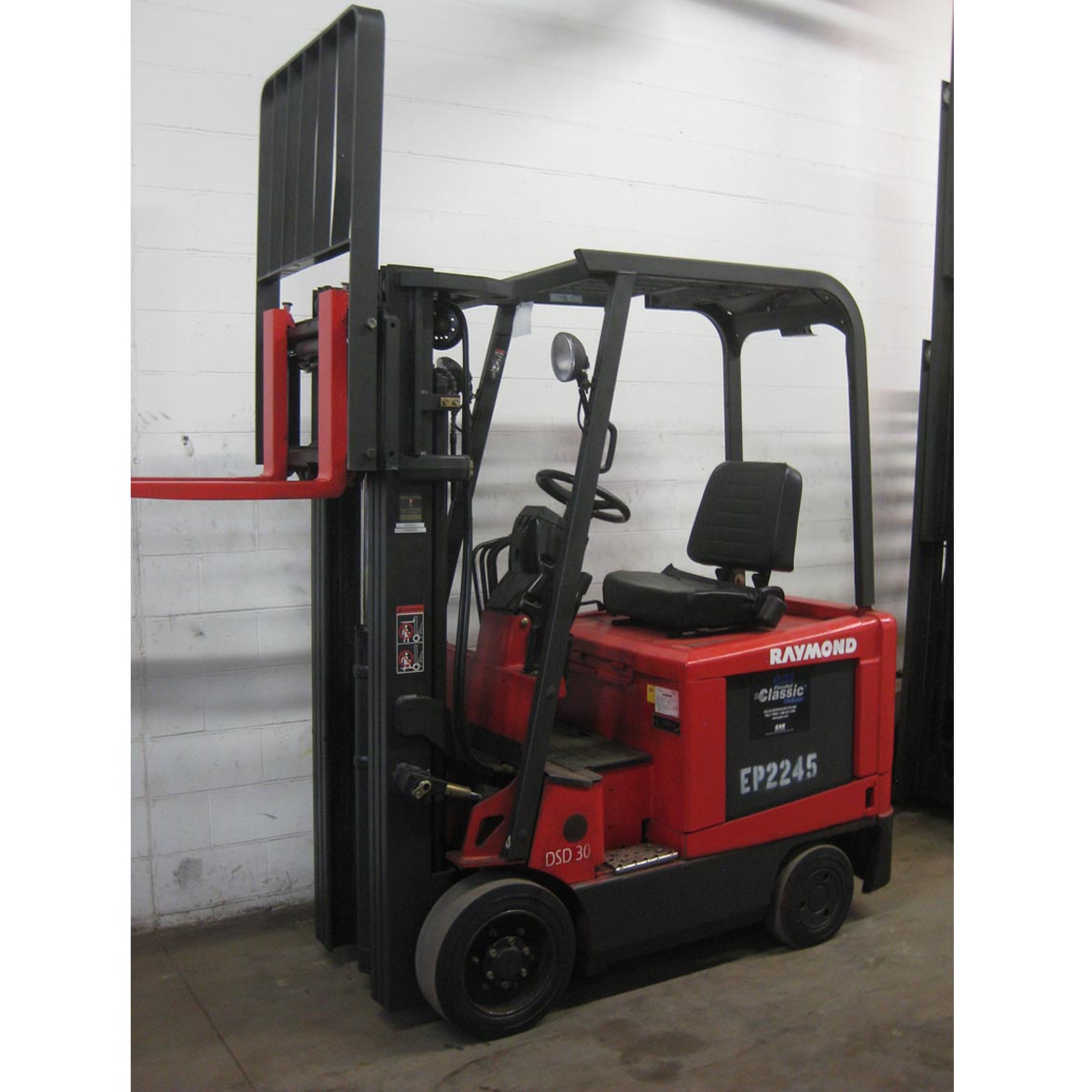 York Forklifts St. Louis Electric Material Handling buys and sells used