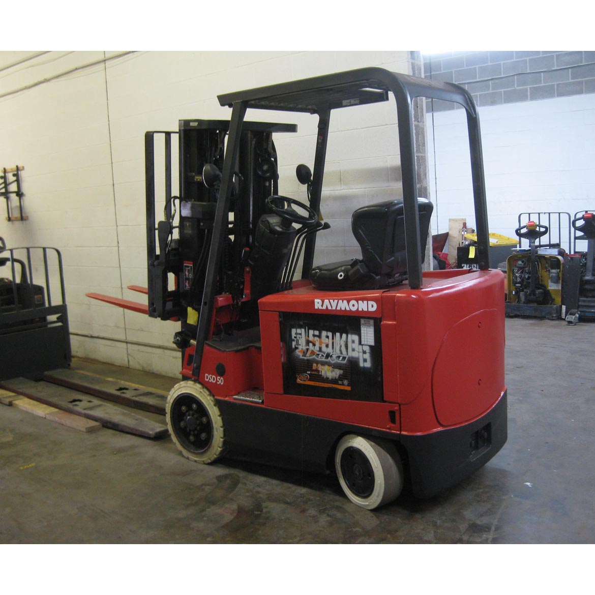 York Forklifts St. Louis Electric Material Handling buys and sells used
