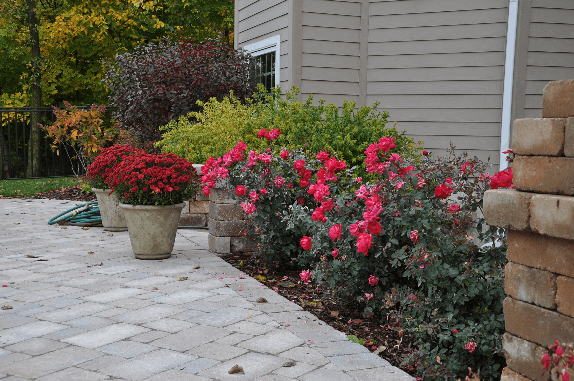 Gallery Yorkville Hill Landscaping