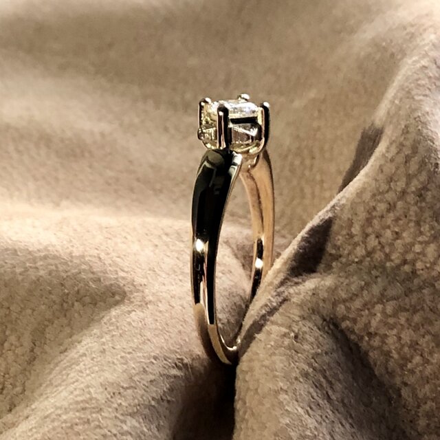 菱(HISHI) K18 ダイヤ0.3ct(Very good以上) | 八石貴