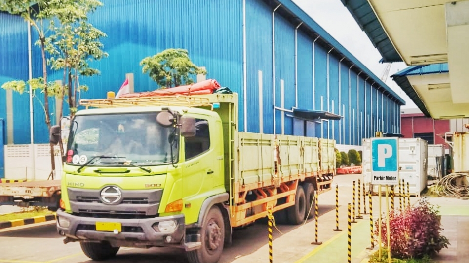 Kenali Jenis Truk Dalam Penyedia Jasa Penyewaan Truk Cargo Lossbak untuk Logistik Ekspedisi