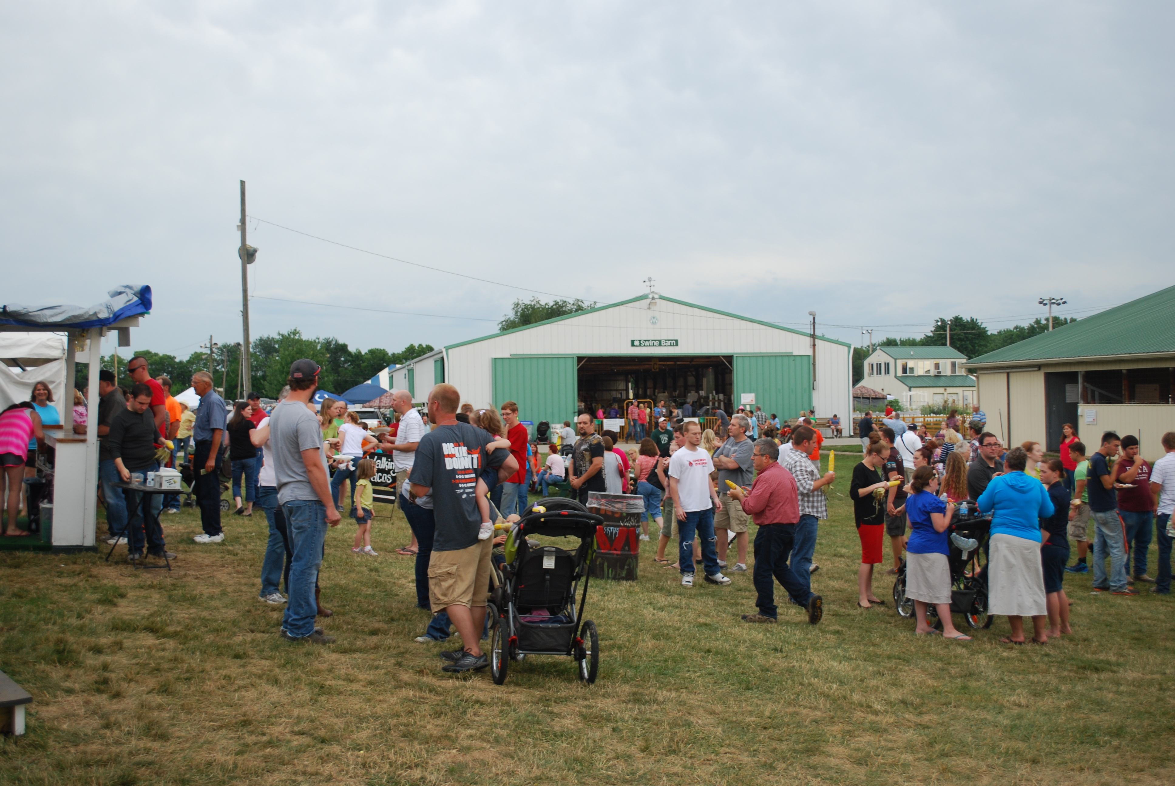 4H Fair food, fun, projects & lots of animals Current Publishing