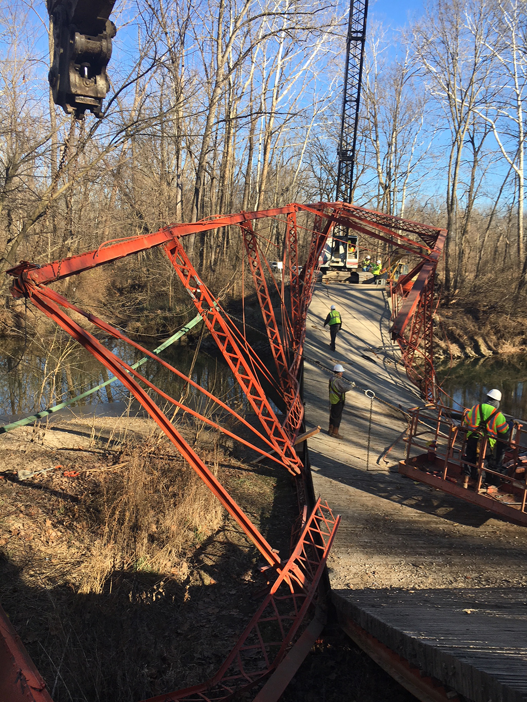 Boone County working to save pieces of historic collapsed bridge