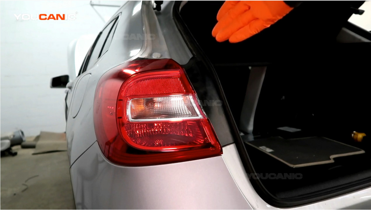 Replace Tail Light Assembly & Signal Light MercedesBenz 20142019 X156 YOUCANIC