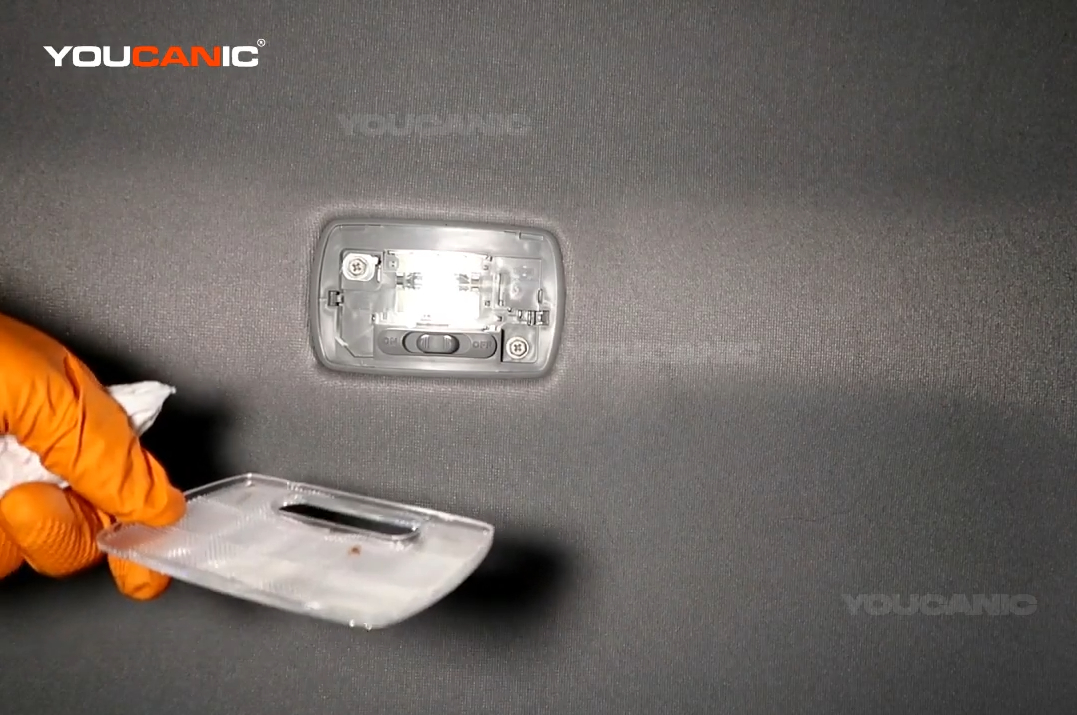 Interior Map & Dome Light Bulb Replacement Honda Fit 2007-2013