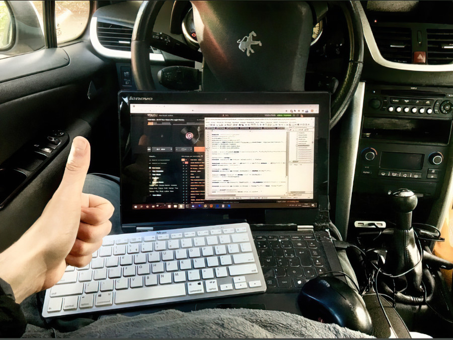 YOUDJ ONLINE DJ SOFTWARE for free )