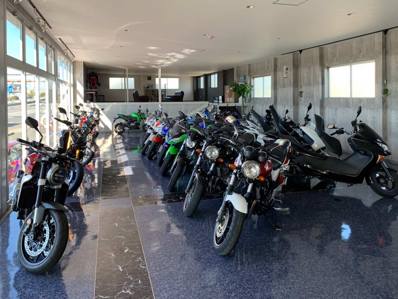 車検時に代車バイクレンタルを利用して、さらに充実のバイクライフを!〈モトオークレンタルバイク〉│WEBヤングマシン｜新車バイクニュース