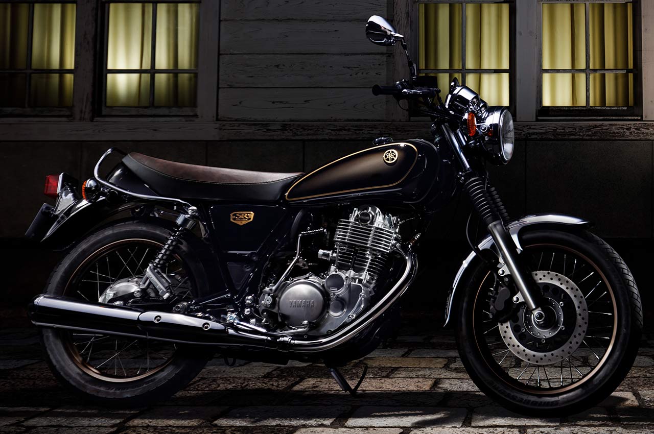 ヤマハSRに乗り続けて30年。生産終了のSR400を堪能【変わらないから、旧くならない。変わらないから、ずっと新しい】│WEBヤングマシン｜新車バイクニュース