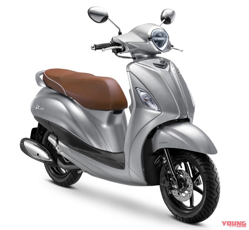 What is the difference between Yamaha’s new hybrid scooter and PCX