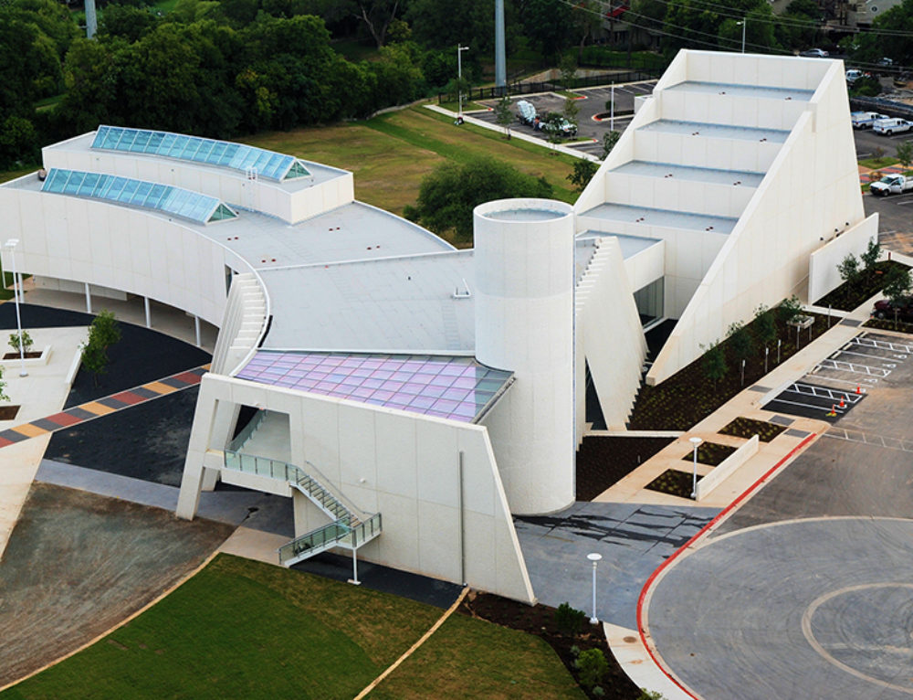 Gregory Gym, The University of Texas at Austin Young & Pratt