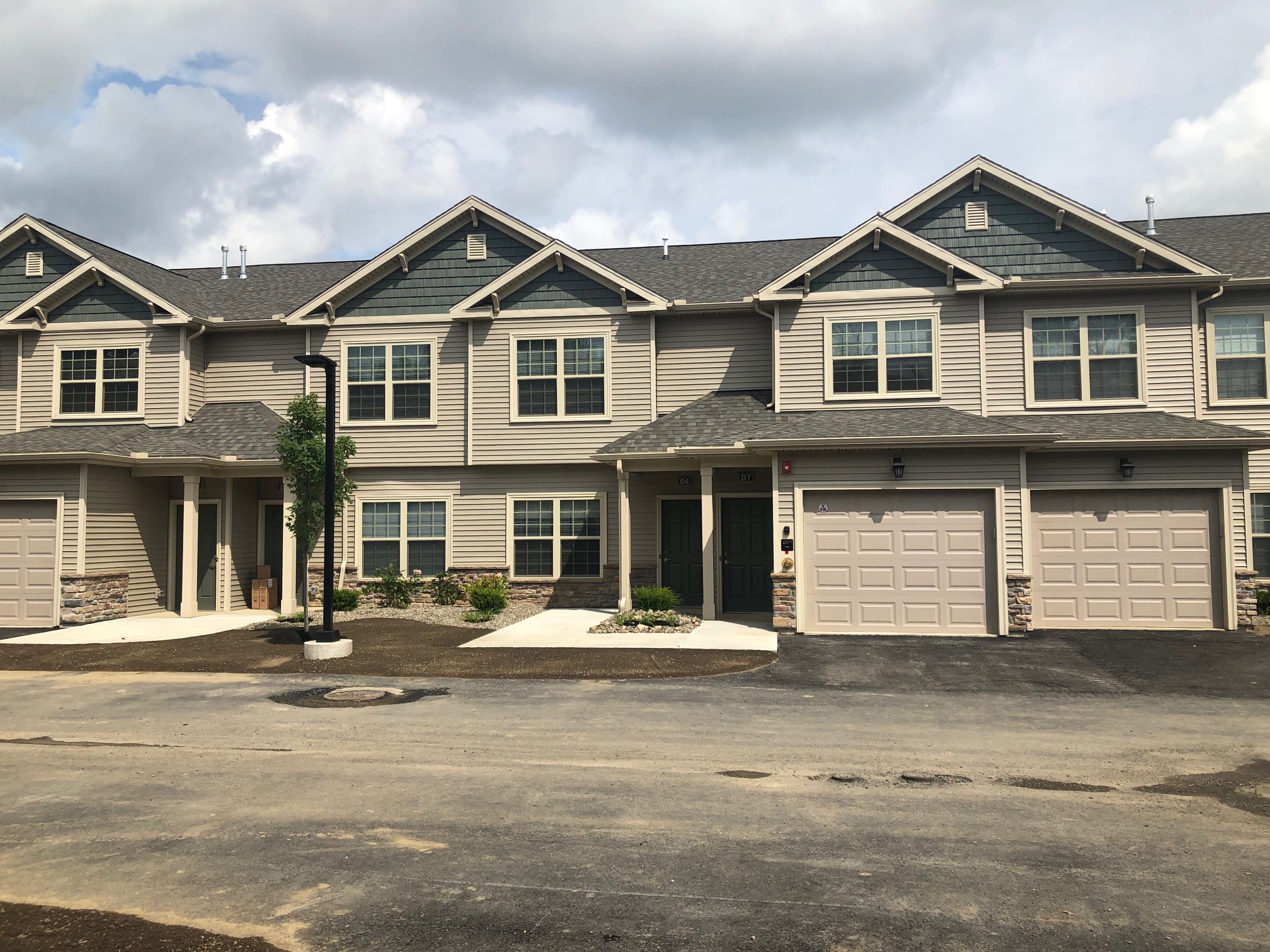 Woodside Villas Young Development Inc.