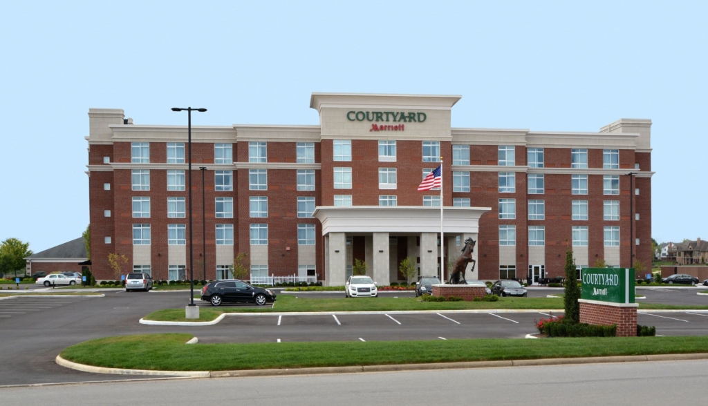 Courtyard Marriot Canfield Youngstown Live