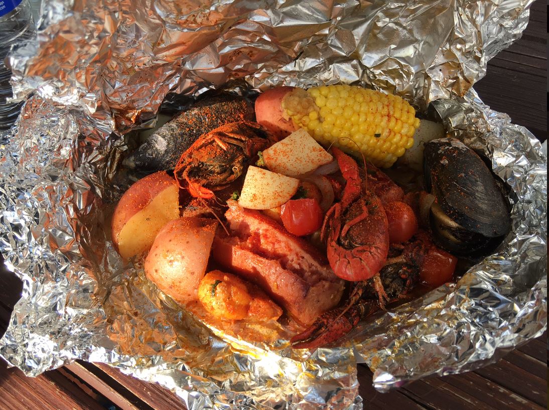 Storming Crab Youngstown Live