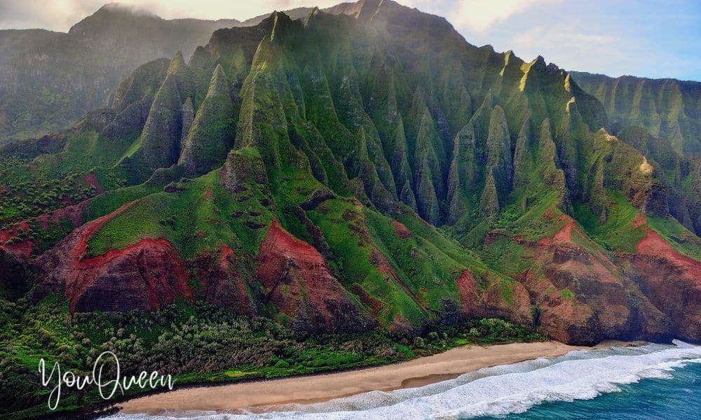 Travel Insiders Reveal The Best Time to Visit Hawaii YouQueen