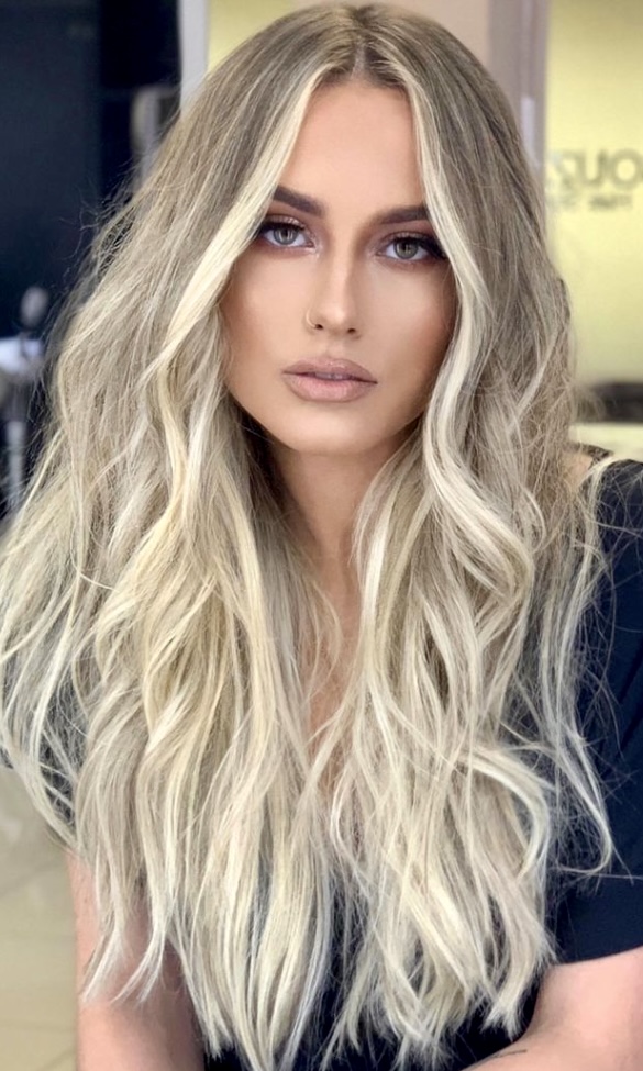40 Blonde Money Piece Hair Color Ideas for Instant Glamour