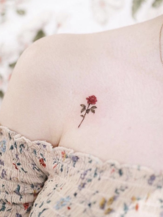 20 Most Beautiful Red Rose Tattoos That Will Make You Fall in Love