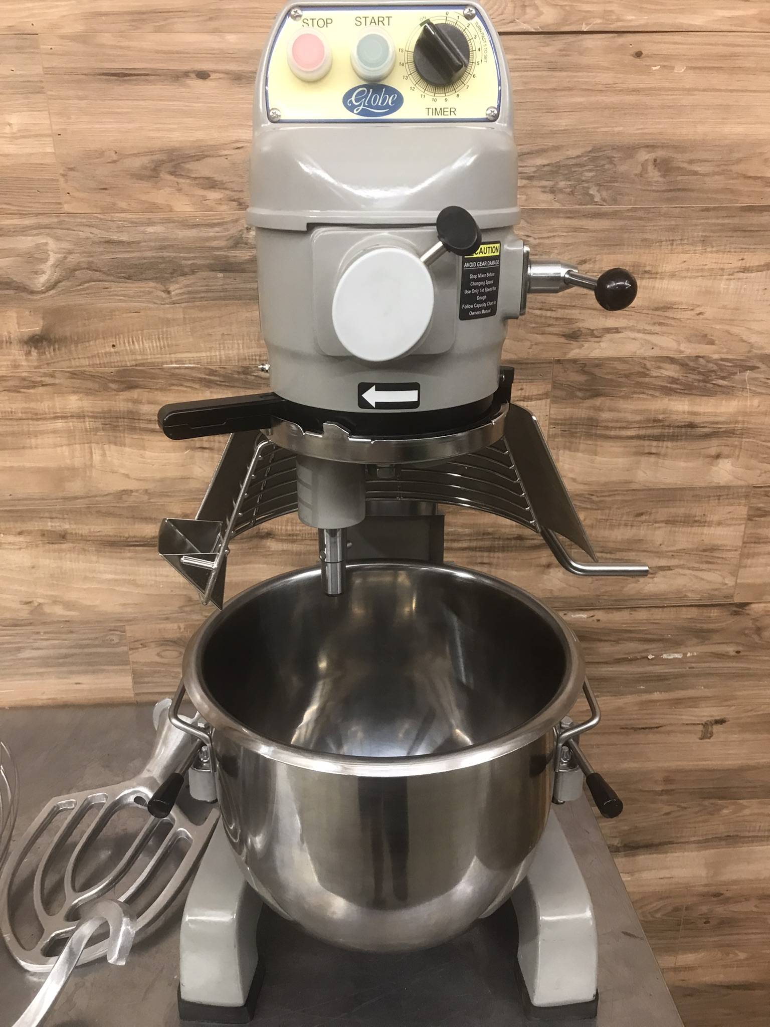2012 Globe SP20 20 Quart Mixer w/ Bowl Guard & 3 Attachments, 110 V