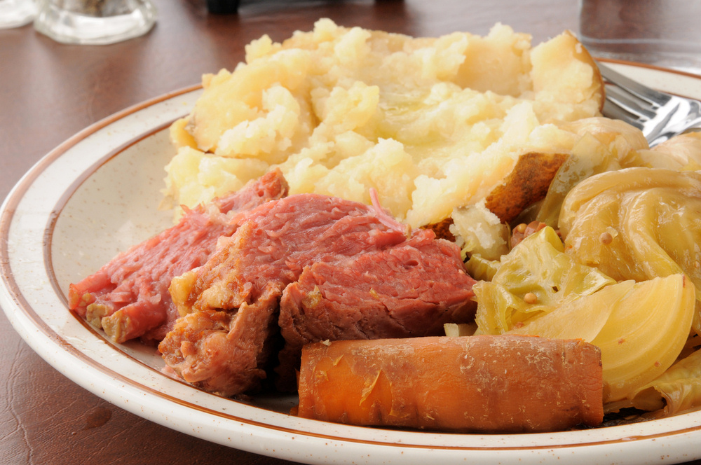 Slow Cooker Corned Beef and Cabbage — Your Gluten Free Kitchen
