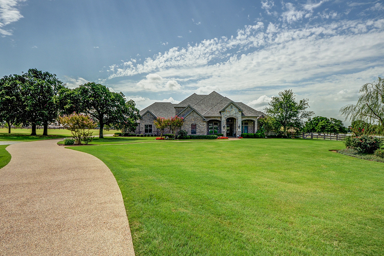 1026 Gene Perry Court Bartonville TX 76226