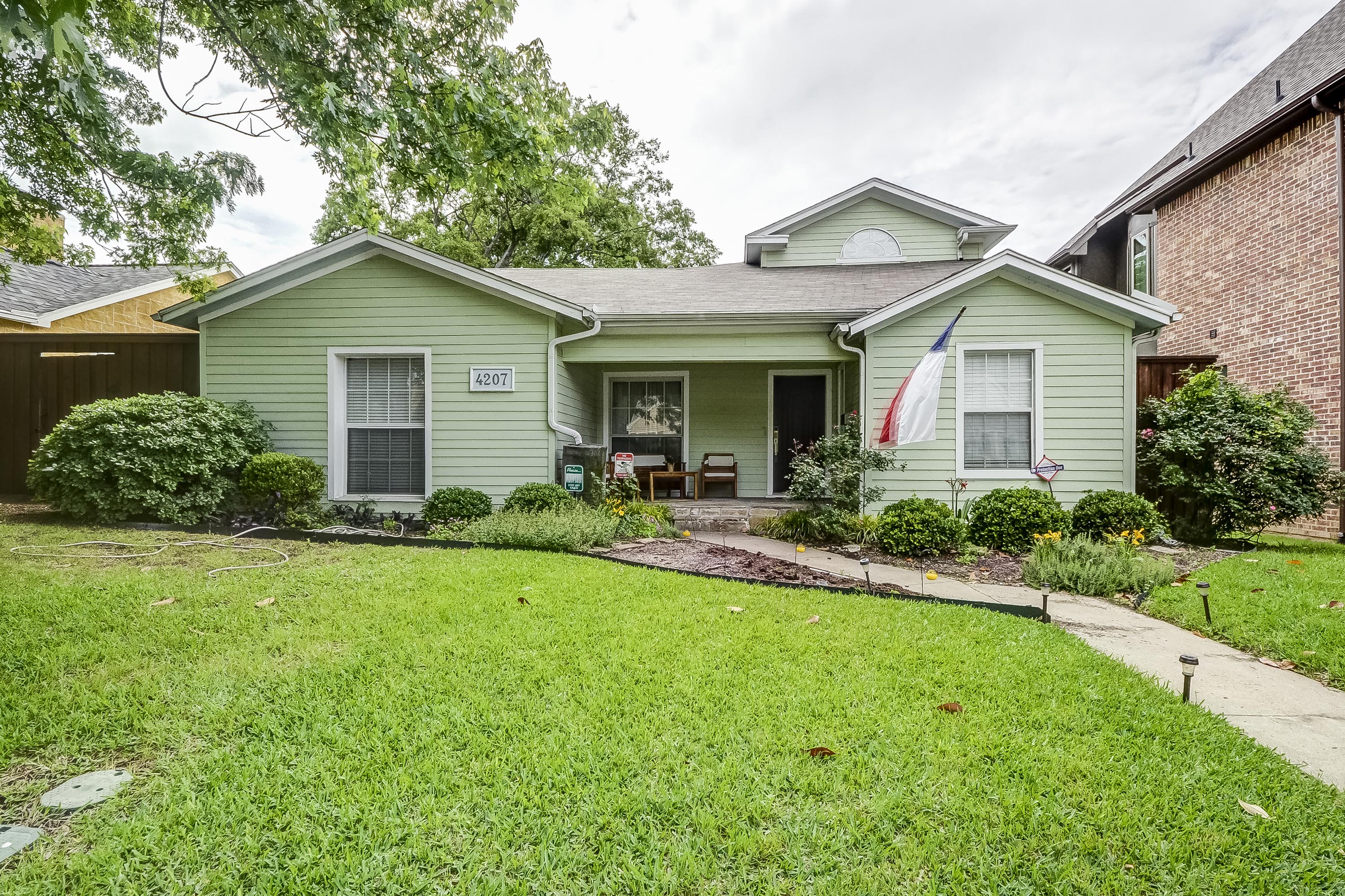 4207 Camden Avenue Dallas TX 75206 Team Nelson