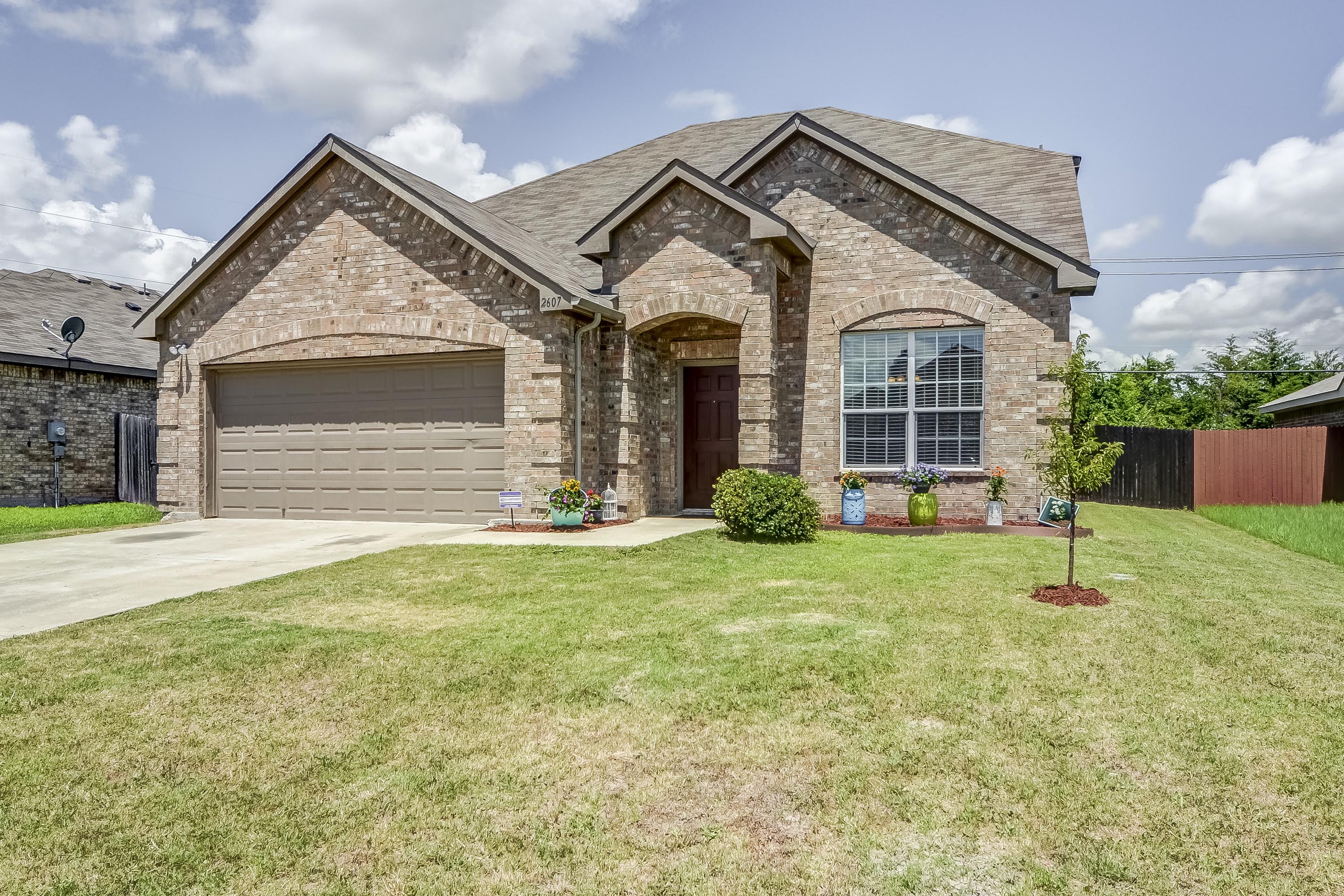 2607 Wynngate Drive Seagoville TX 75159 Team Nelson