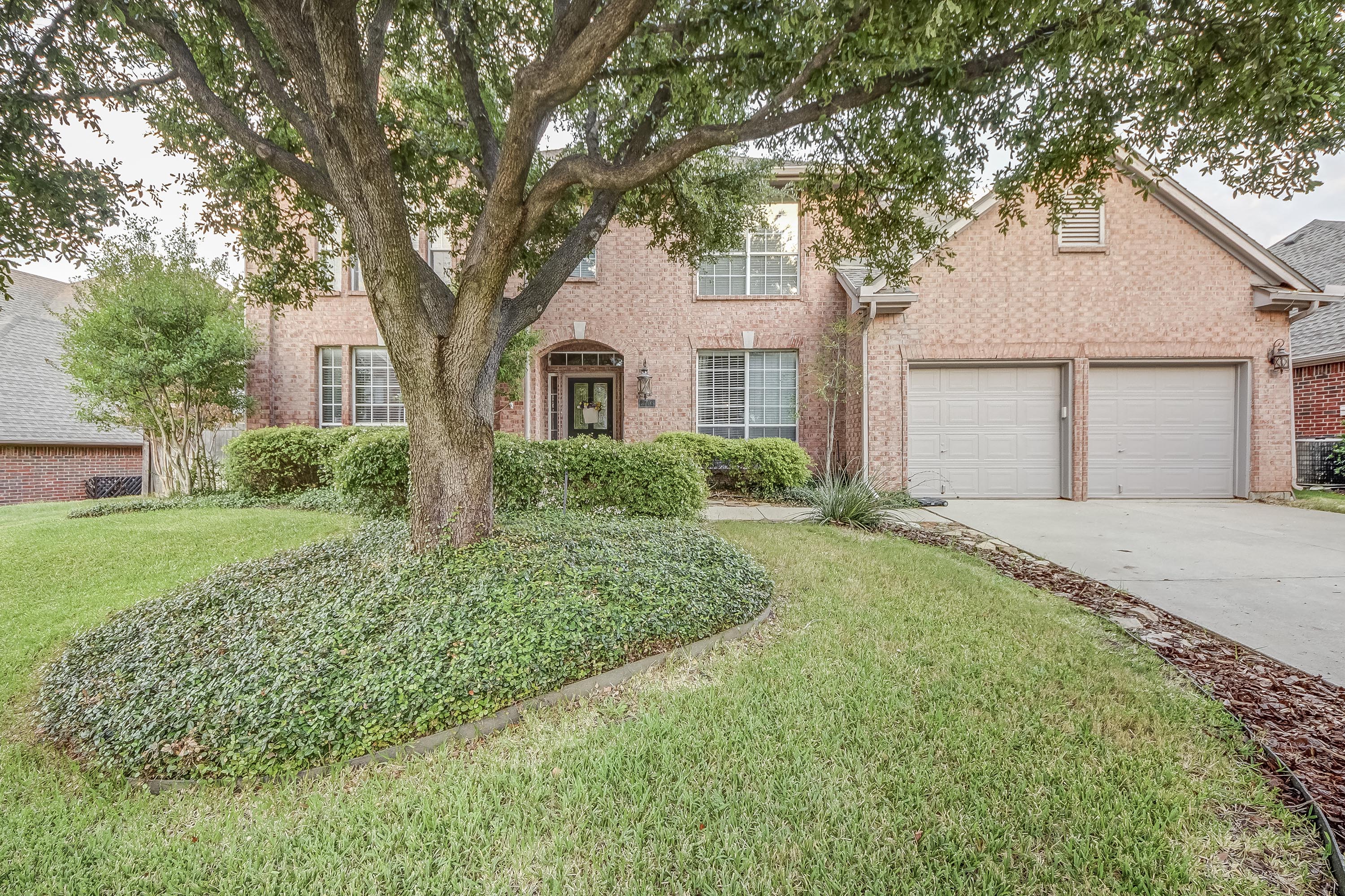 2708 Knoll Court Highland Village TX 75077 Team Nelson